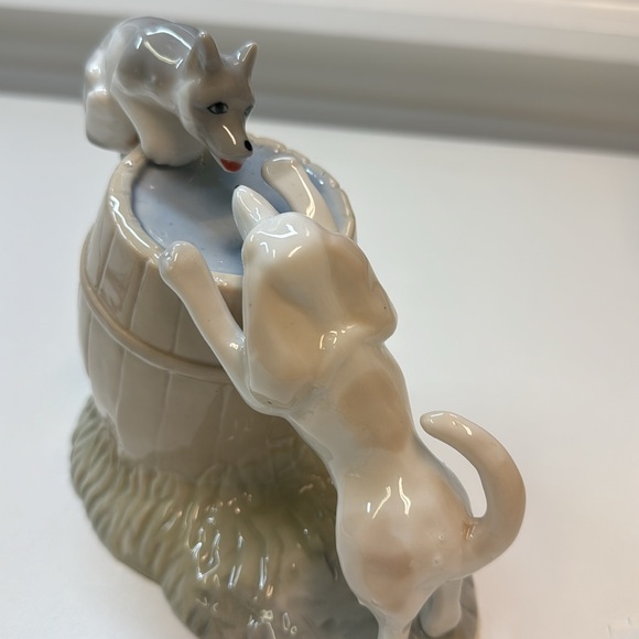 Ceramic Dog and Raccoon Figurine - Picture 3 of 11